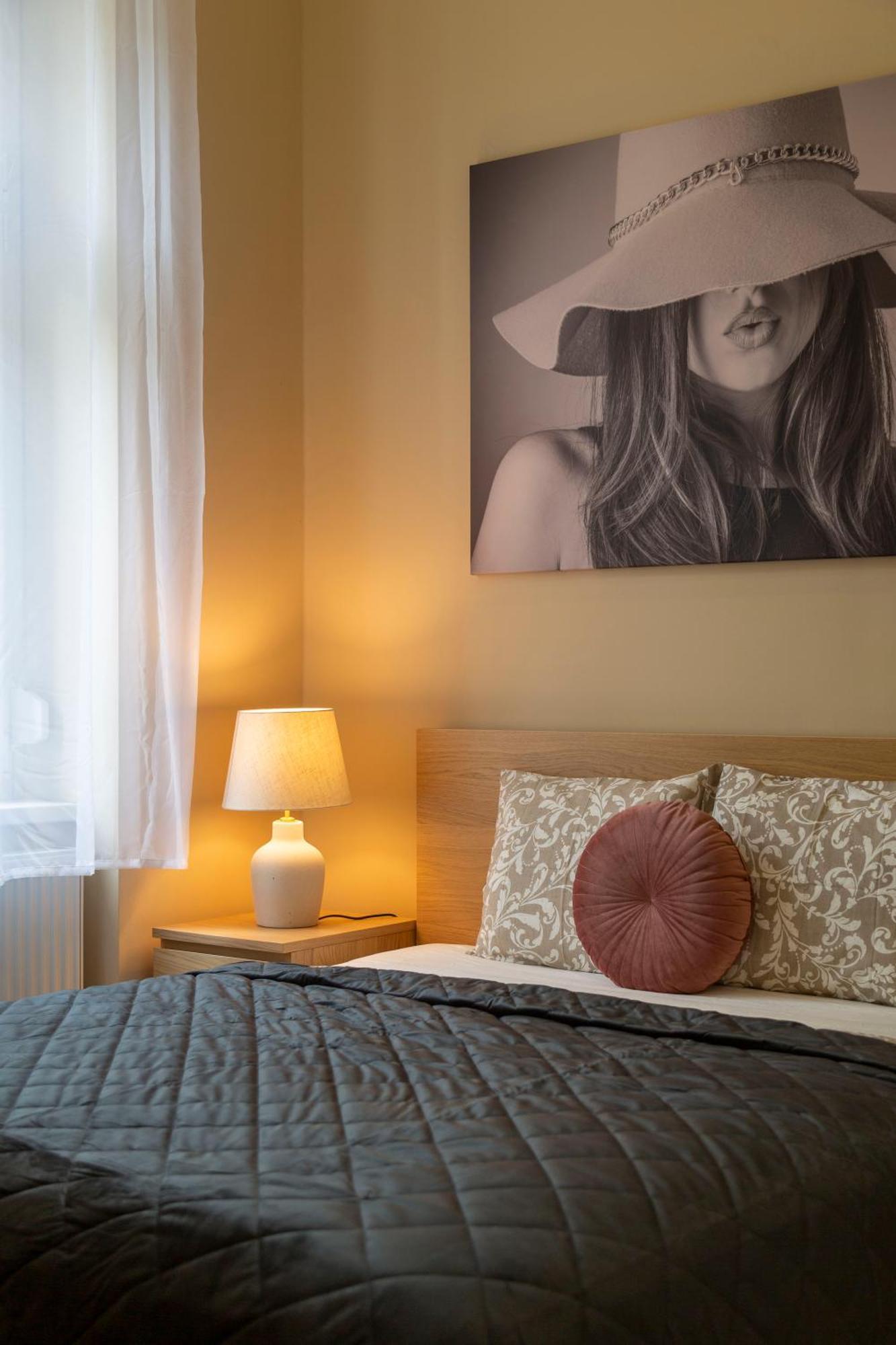 Spacious Bajcsy Residence In The Heart Of Budapest Eksteriør bilde