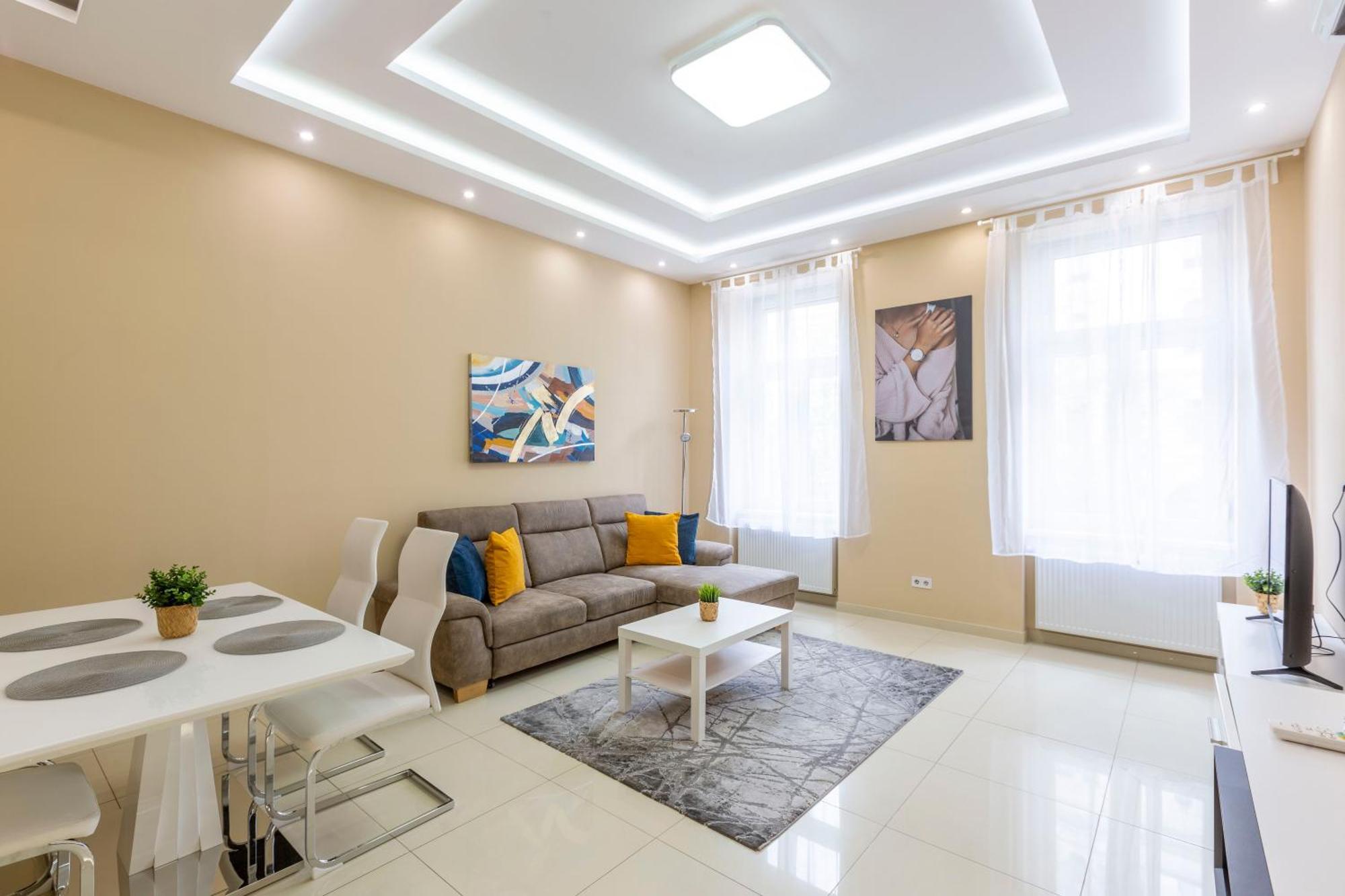 Spacious Bajcsy Residence In The Heart Of Budapest Eksteriør bilde